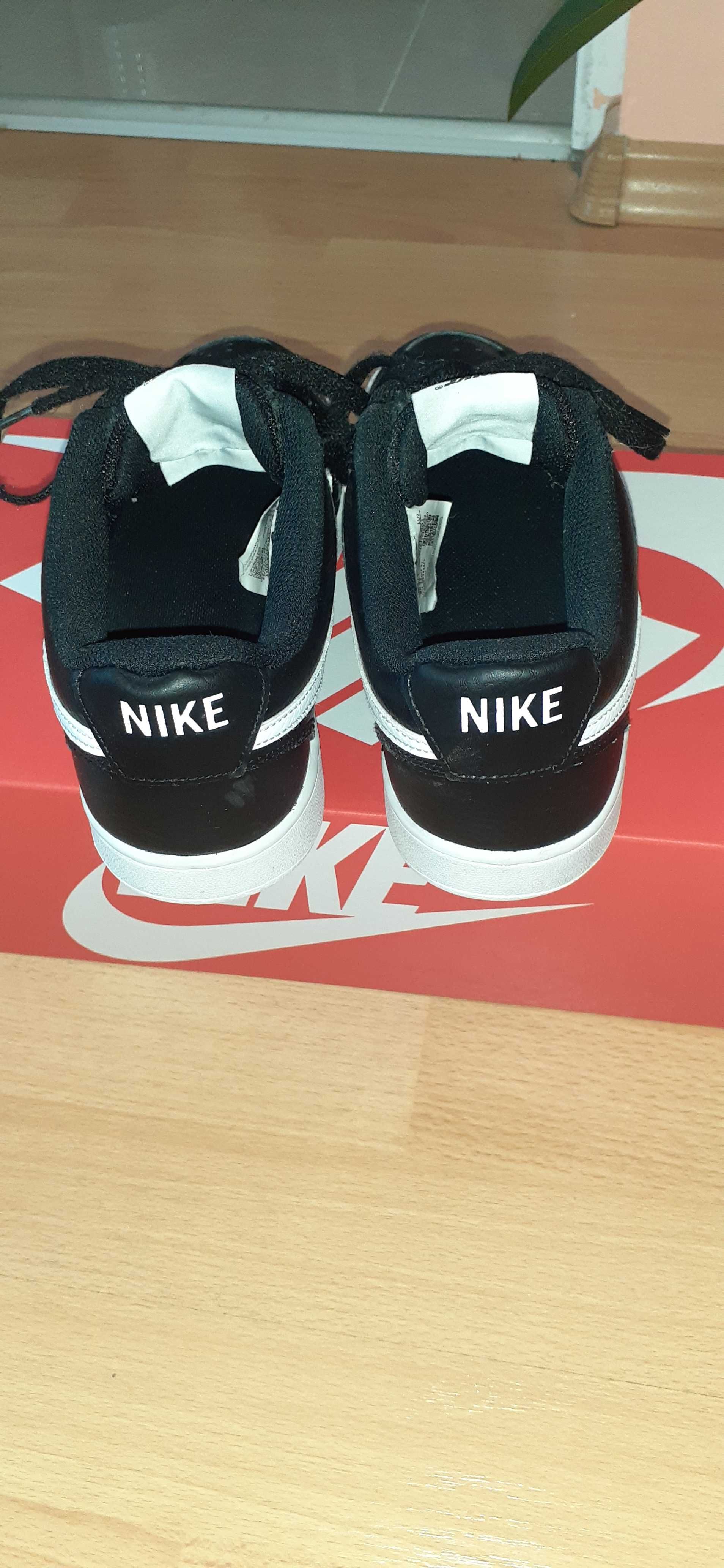 Маратонки NIKE Court Vision Low