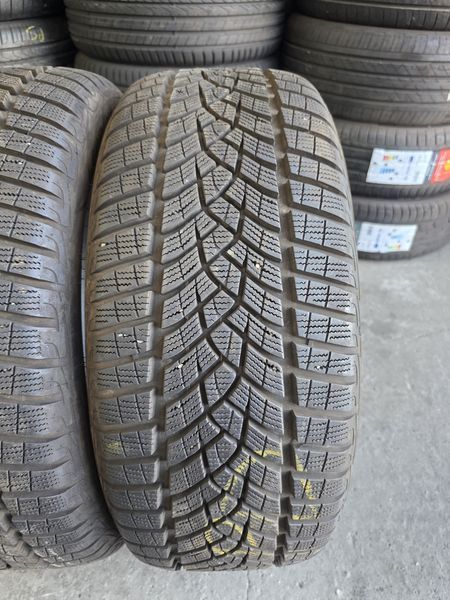 235/50/18 GOODYEAR 2бр BRIDGESTONE 2бр