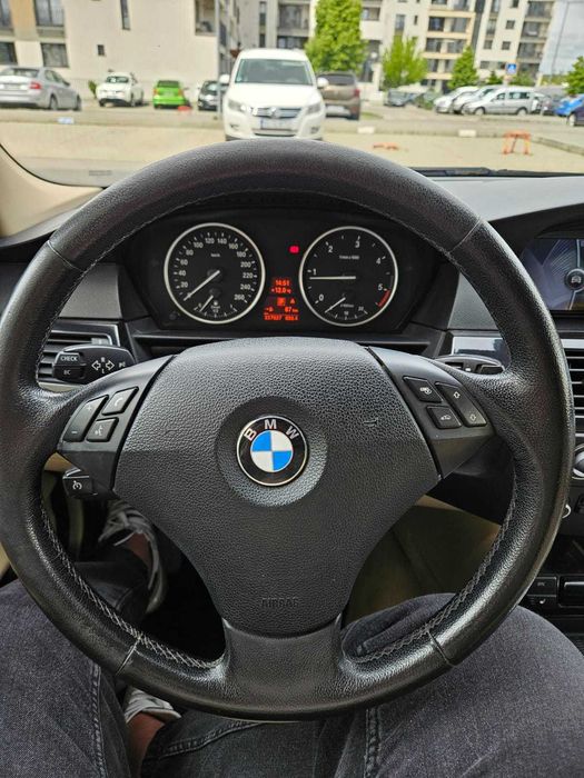 BMW seria 5, an 2010 .