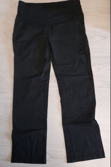 Pantaloni pentru gravide