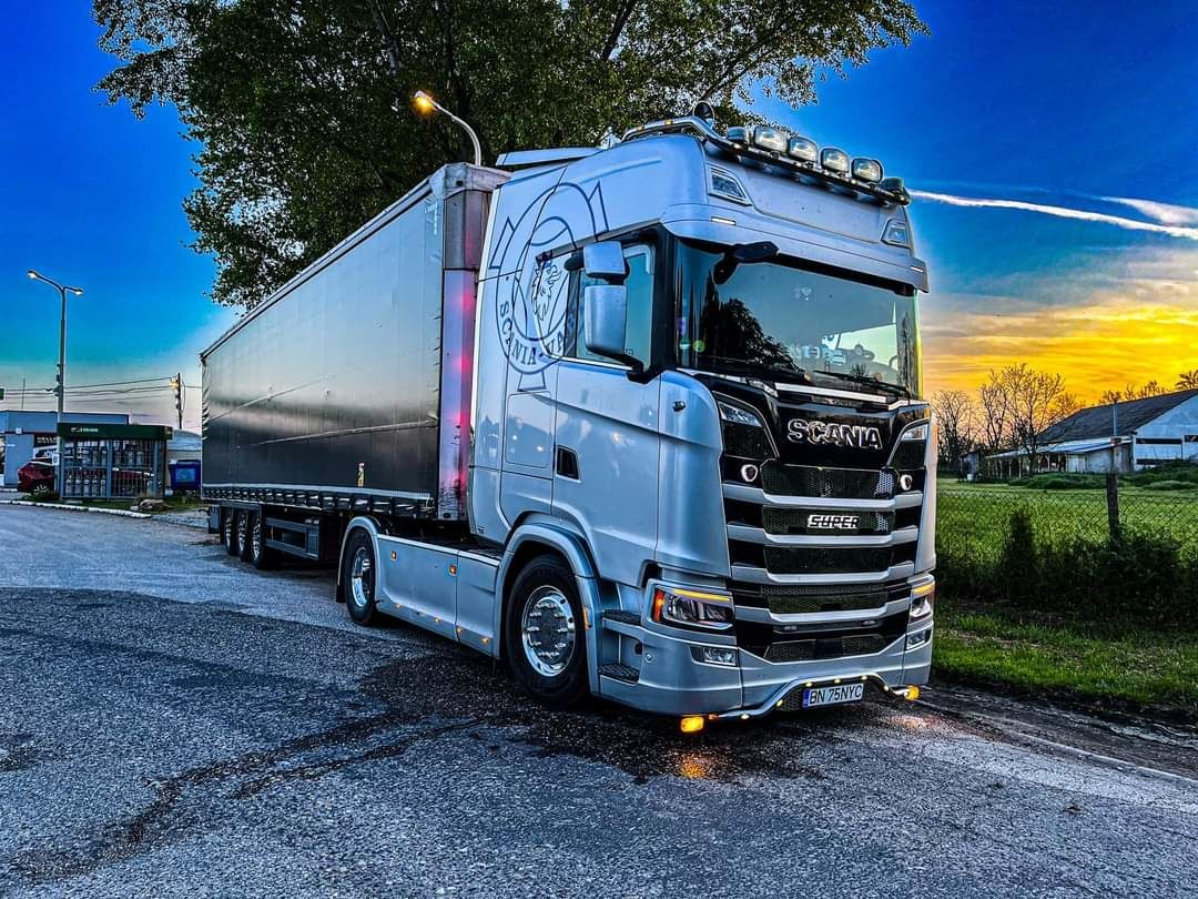 Vând scania s500
