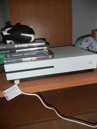 Vând Xbox one S 1 Tb