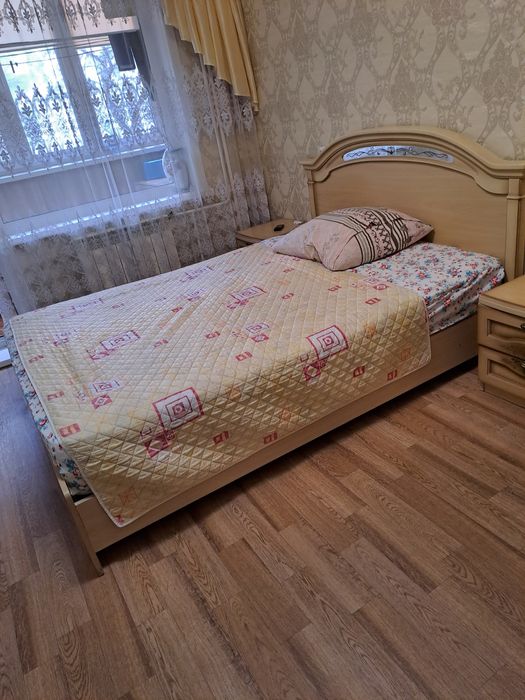 Продам кровать двухспальную