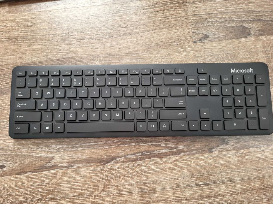 Tastatura Wireless Microsoft Bluetooth