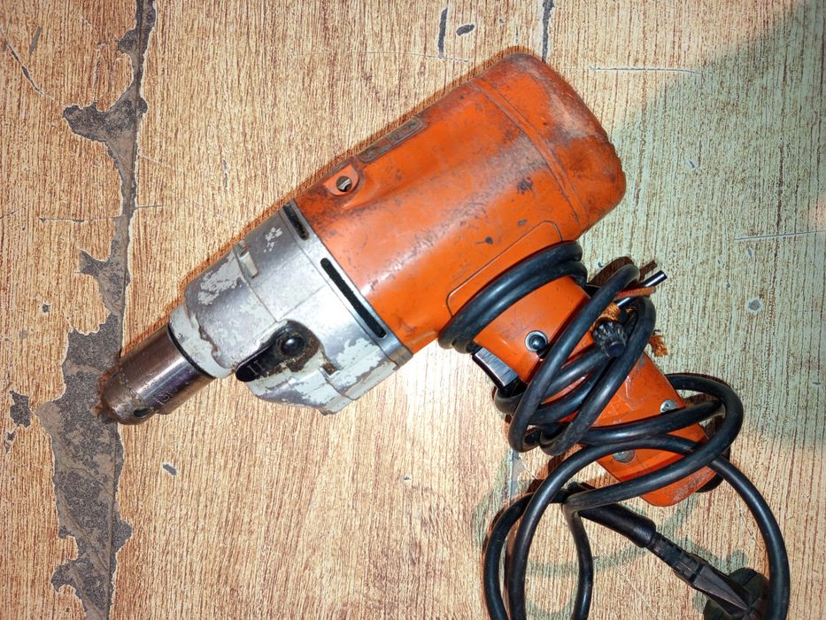 Дрелка"Black&Decker"
