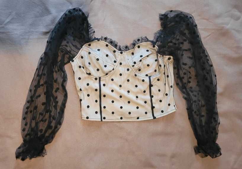 Top- corset cu maneci transparente