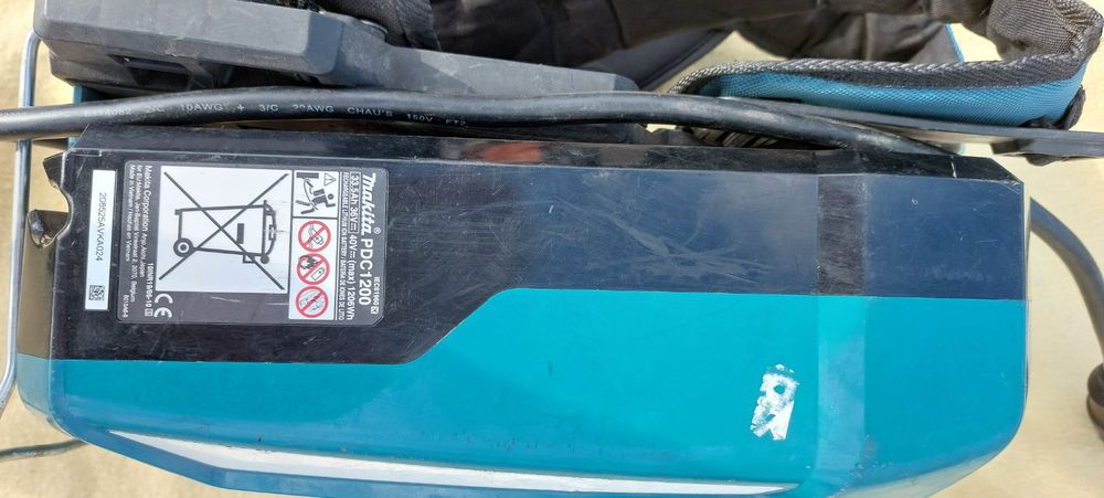 Инструменти Milwaukee и Hitachi, Акумулаторна Раница-Батерия, Куфар