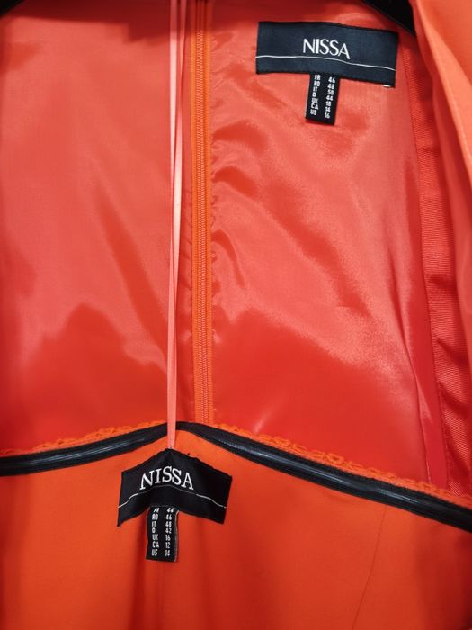 Pret FIX Vand rochie din dantela crosetata, cu sacou NISSA marimea 48