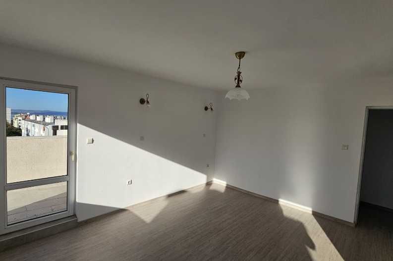 Продава се Мезонет в Бургас, Лазур - 276 кв.м за 1395 €/кв.м - Снимка #6