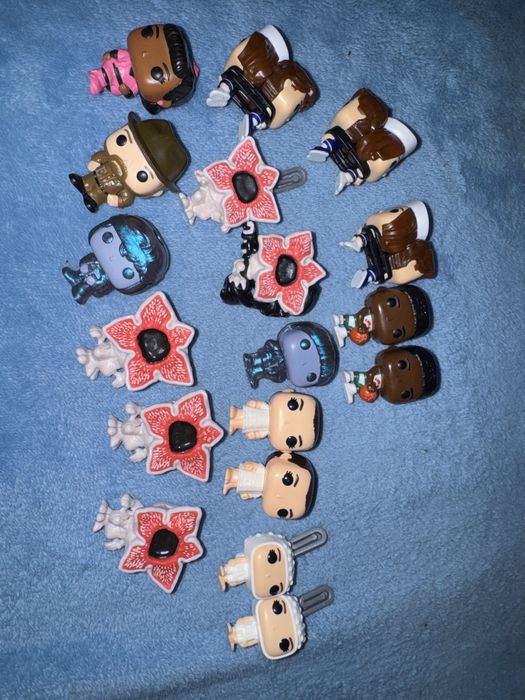 Stranger things kinder joy funko pop