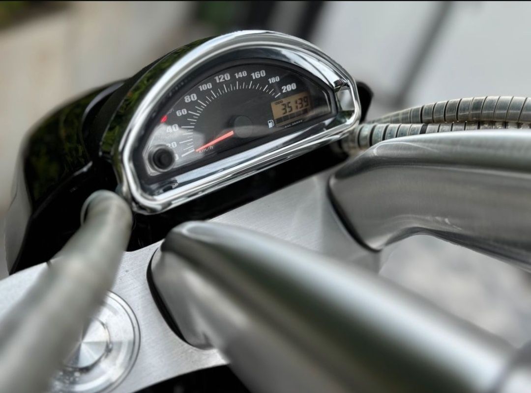 Suzuki Intruder M800 UNIC Proprietar