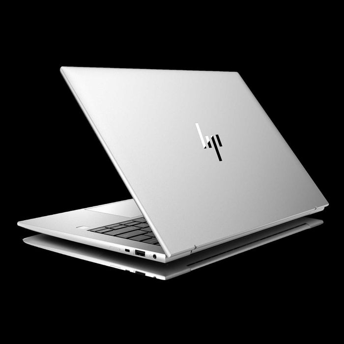 HP EliteBook 845 G10 14" AMD Ryzen 7 7840U 64GB Ram 1TB SSD Firma