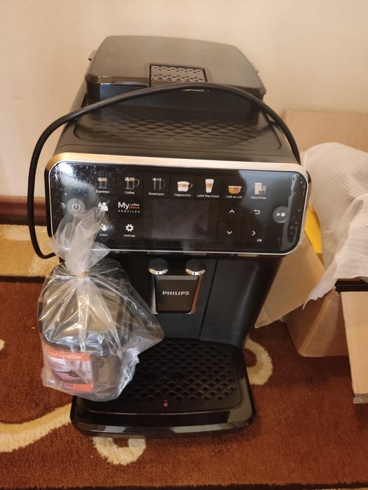 Expresor automat Philips seria 5500