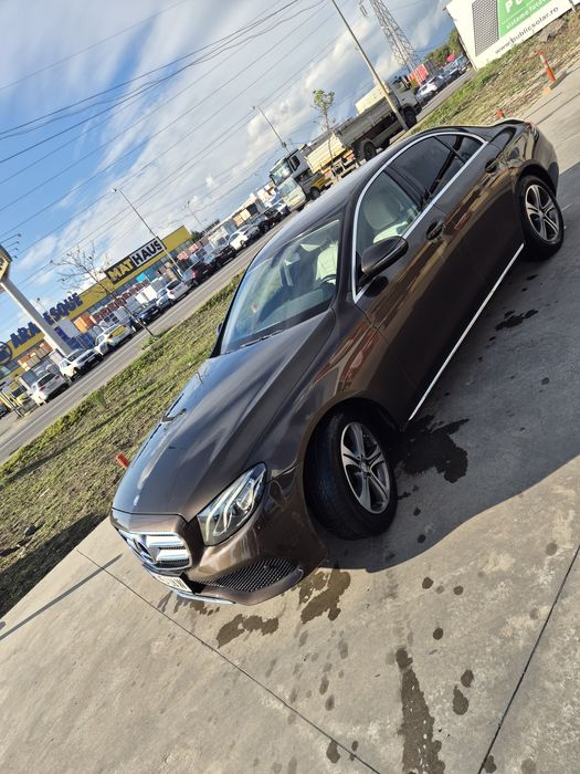 Mercedes E class 220 / LIMUZINA  , MERITA VAZUTA