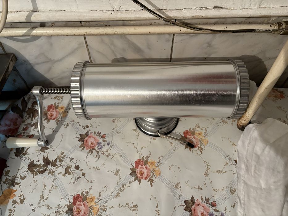 Carnatar pentru facut carnat de casa