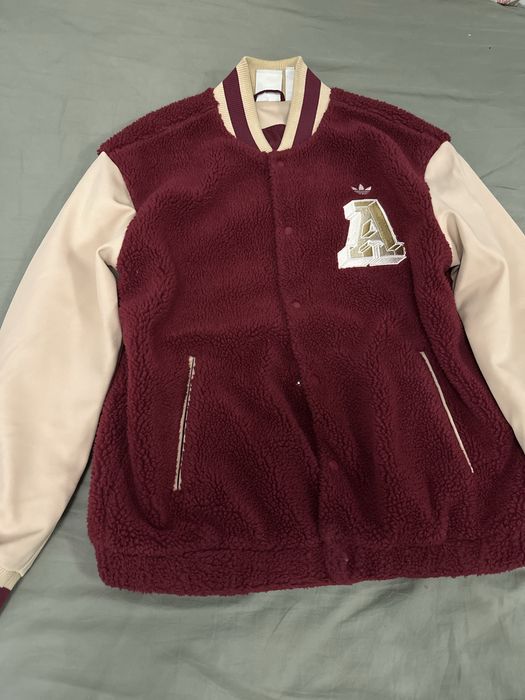 Jacheta Adidas Originals - marime M - model special