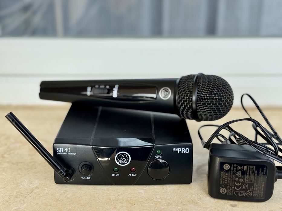 Microfon AKG WMS 40 Mini