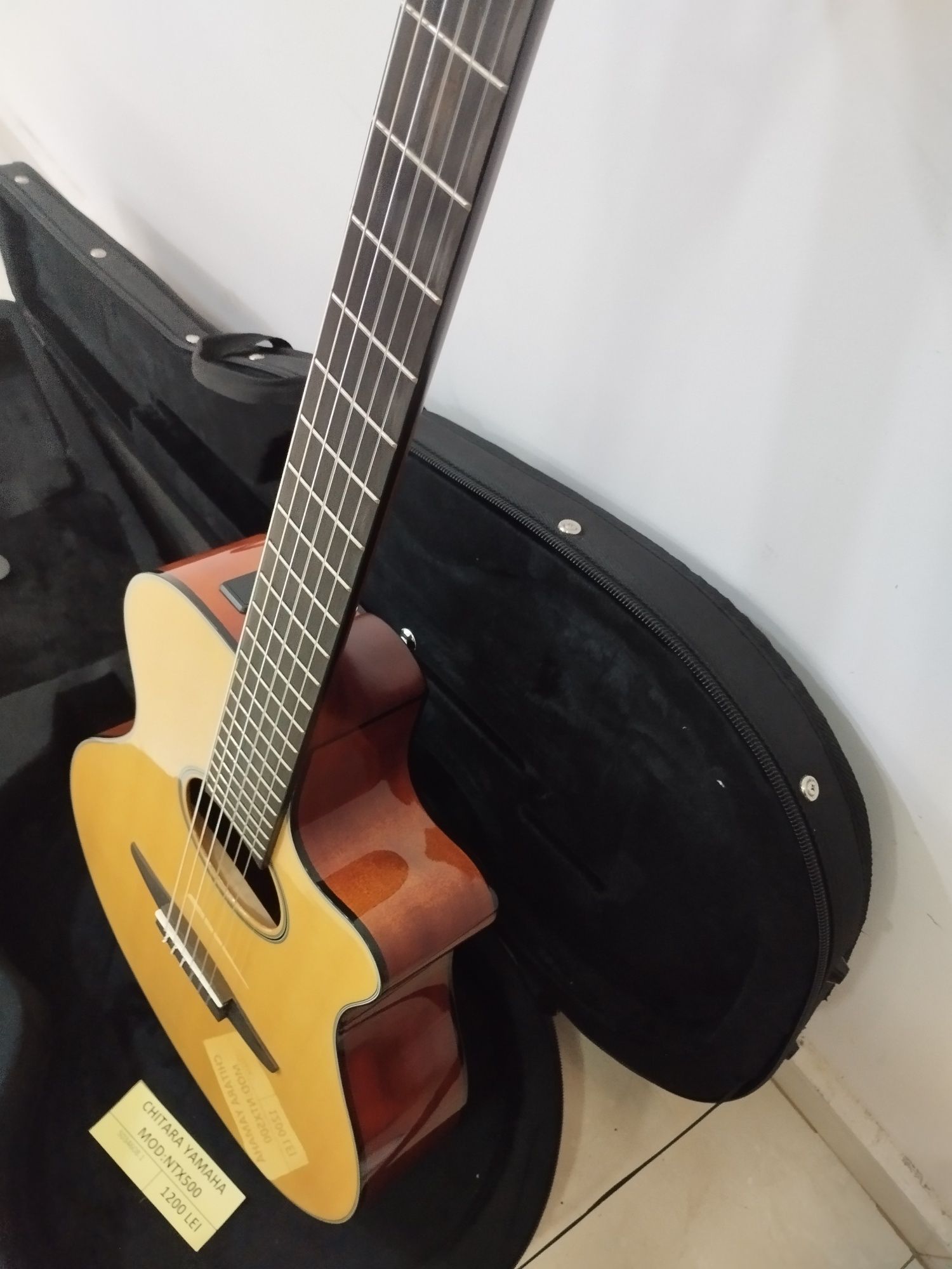 Chitara Yamaha NTX500(ctg)