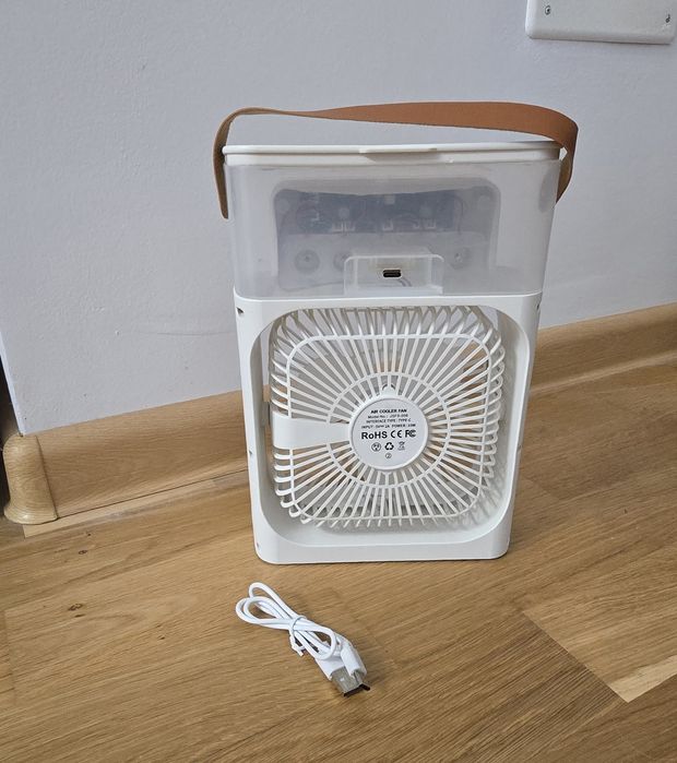 Ventilator portabil 3 în 1 - răcitor, umidificator și purificator
