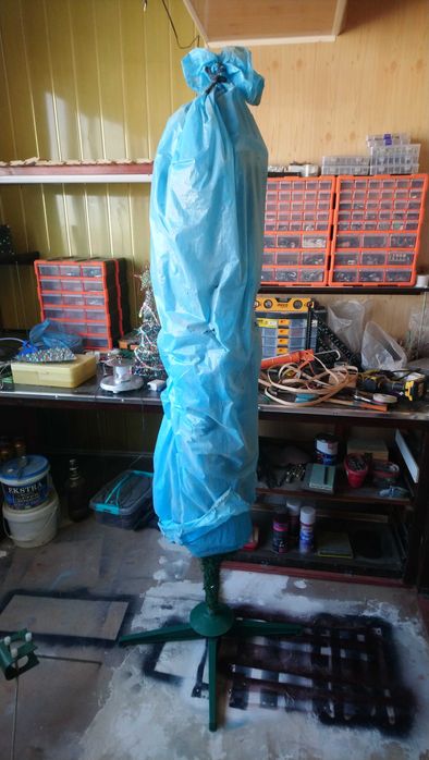 Новогодняя искусственная ёлка