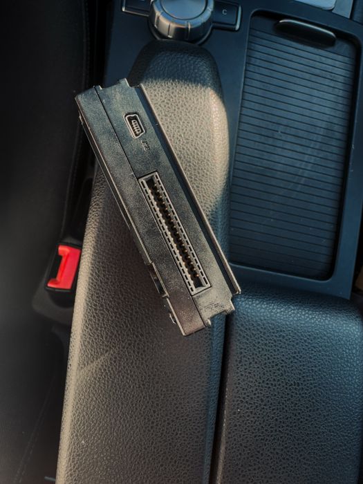 Becker map pilot навигационен модул за Mercedes