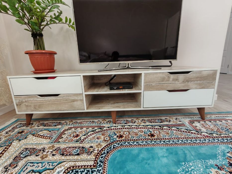 ТВ тумба под телевизор