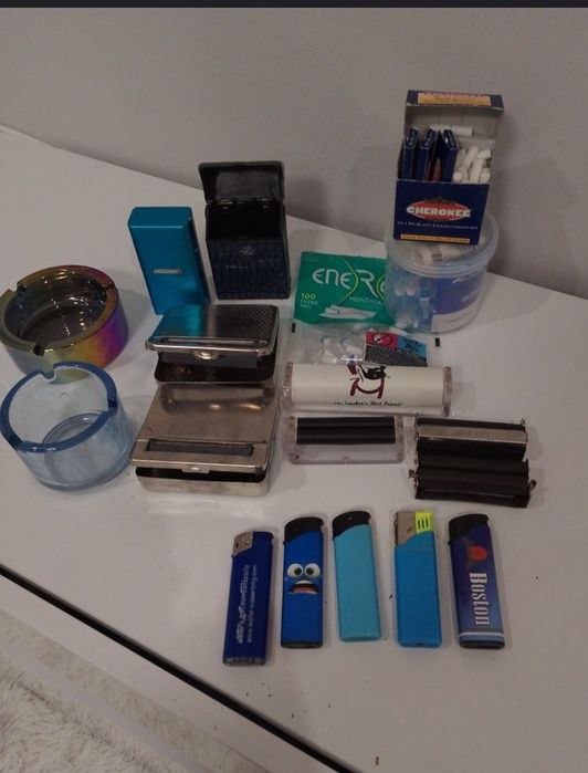 Табакери и запалки