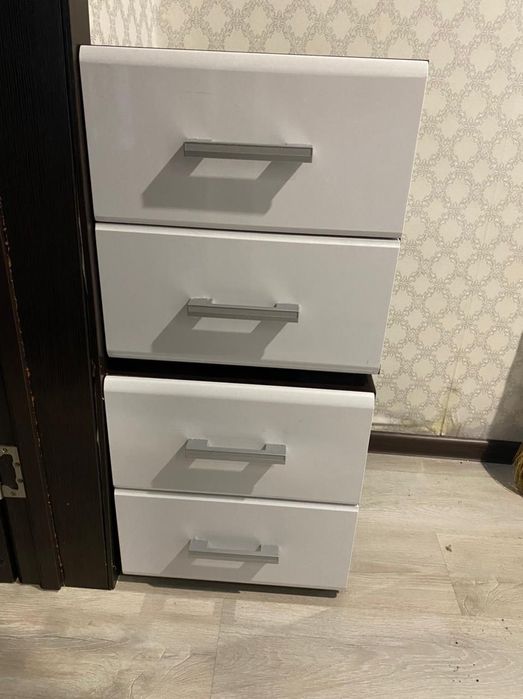 Продается 2 шт. тумбочка хорошим состоянии