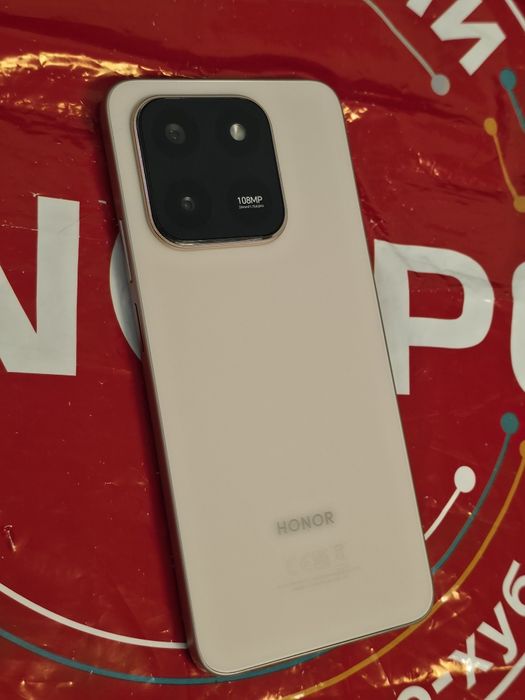 ЧИСТО НОВ 256GB Honor X7d Гаранция Технополис 2027г. Desert Gold