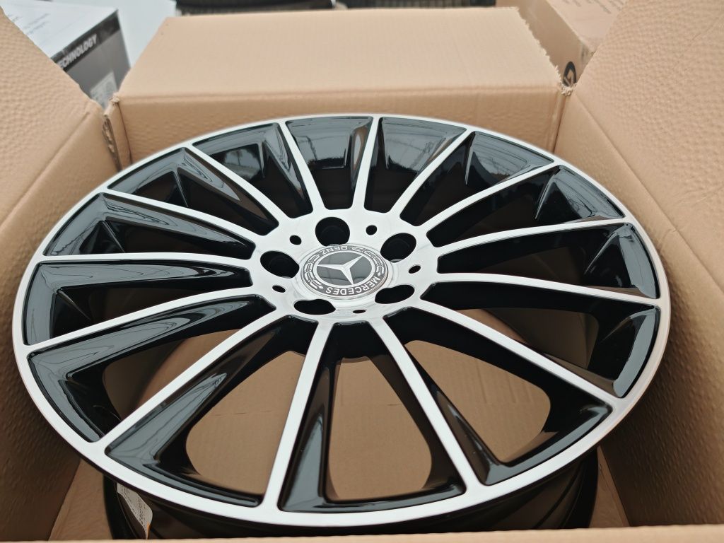 jante de aliaj pentru Mercedes pe 18  ín 2 latimi marca RC wheels