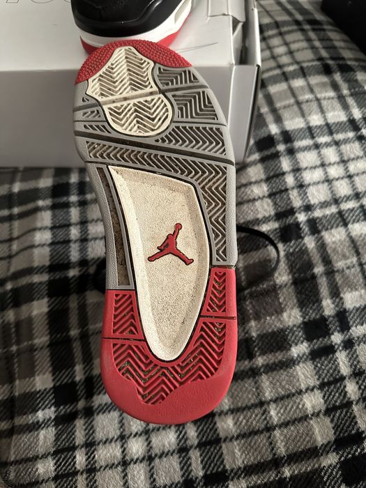 Обувки Jordan 4 bred