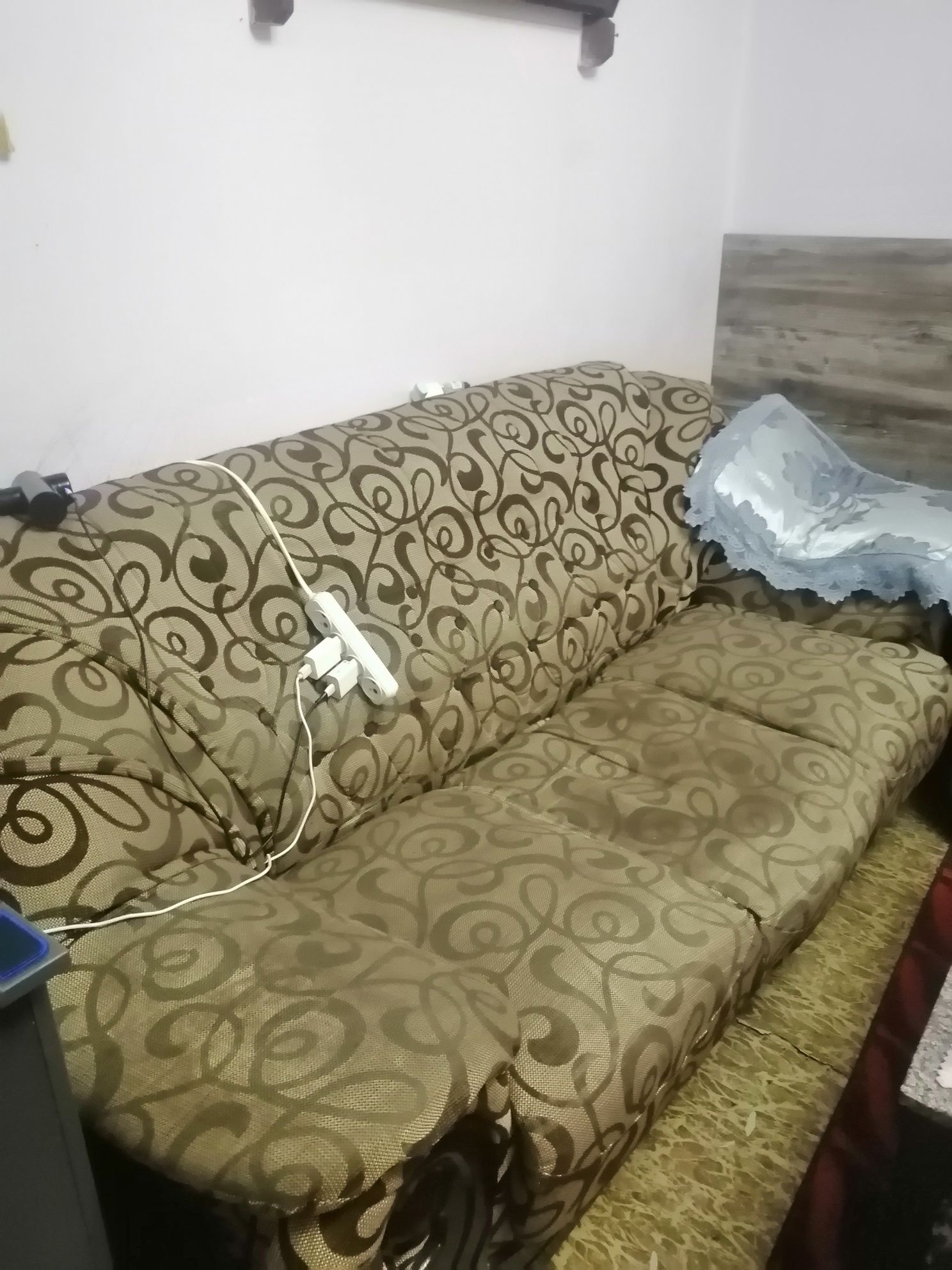 Диван  и   кресло