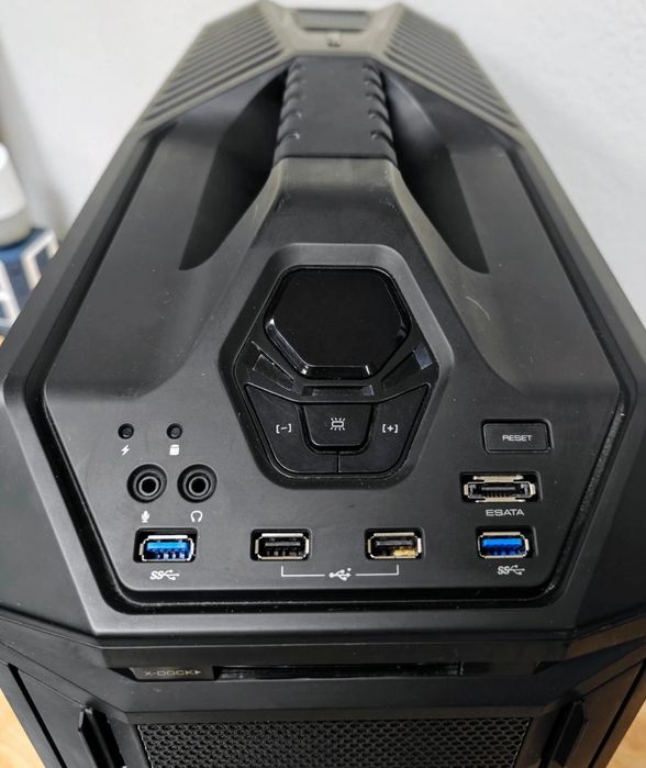 Carcasa Cooler Master Trooper Rtx Amd Intel Corsair Seasonic Phanteks