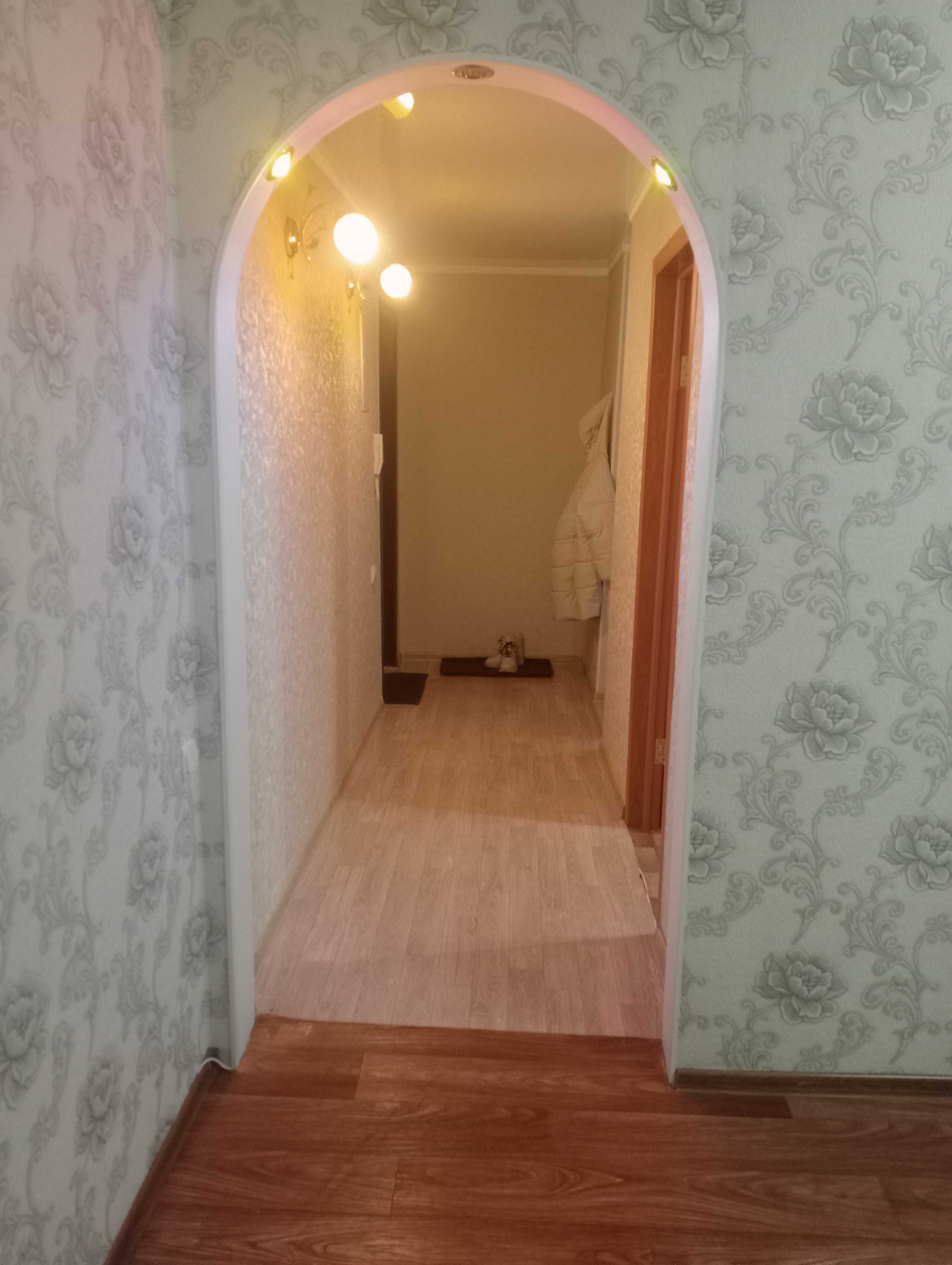 Продам 2 комнатную
