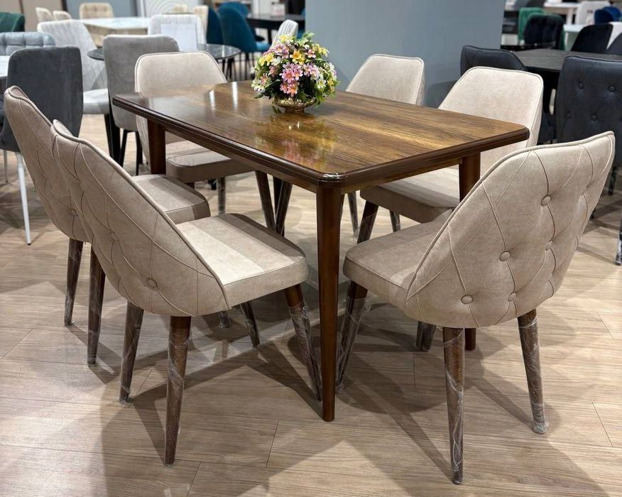 Стол и стулья от комфорт мебель