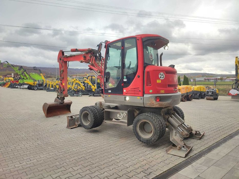 Excavator pe roti Wacker Neuson EW65 cu Powertilt