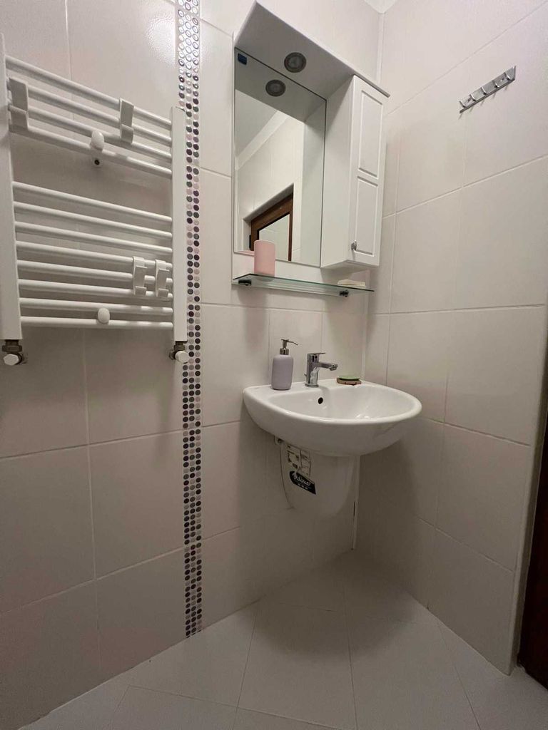 Дава се под наем Тристаен апартамент в София, Младост 4 - 76 кв.м за 650 € - Снимка #11