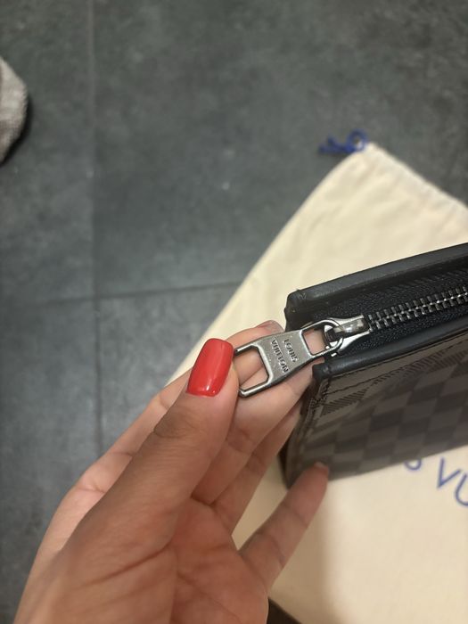 Мъжка чанта клъч Louis Vuitton