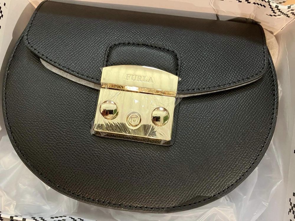 Furla ,Chloe,Prada,LV, - дамски чанти