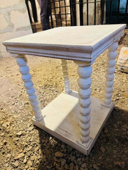 Деревянная стойка