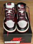 Nike Air Jordan 1 Retro High OG Blood Line Black Gym Red 42,5