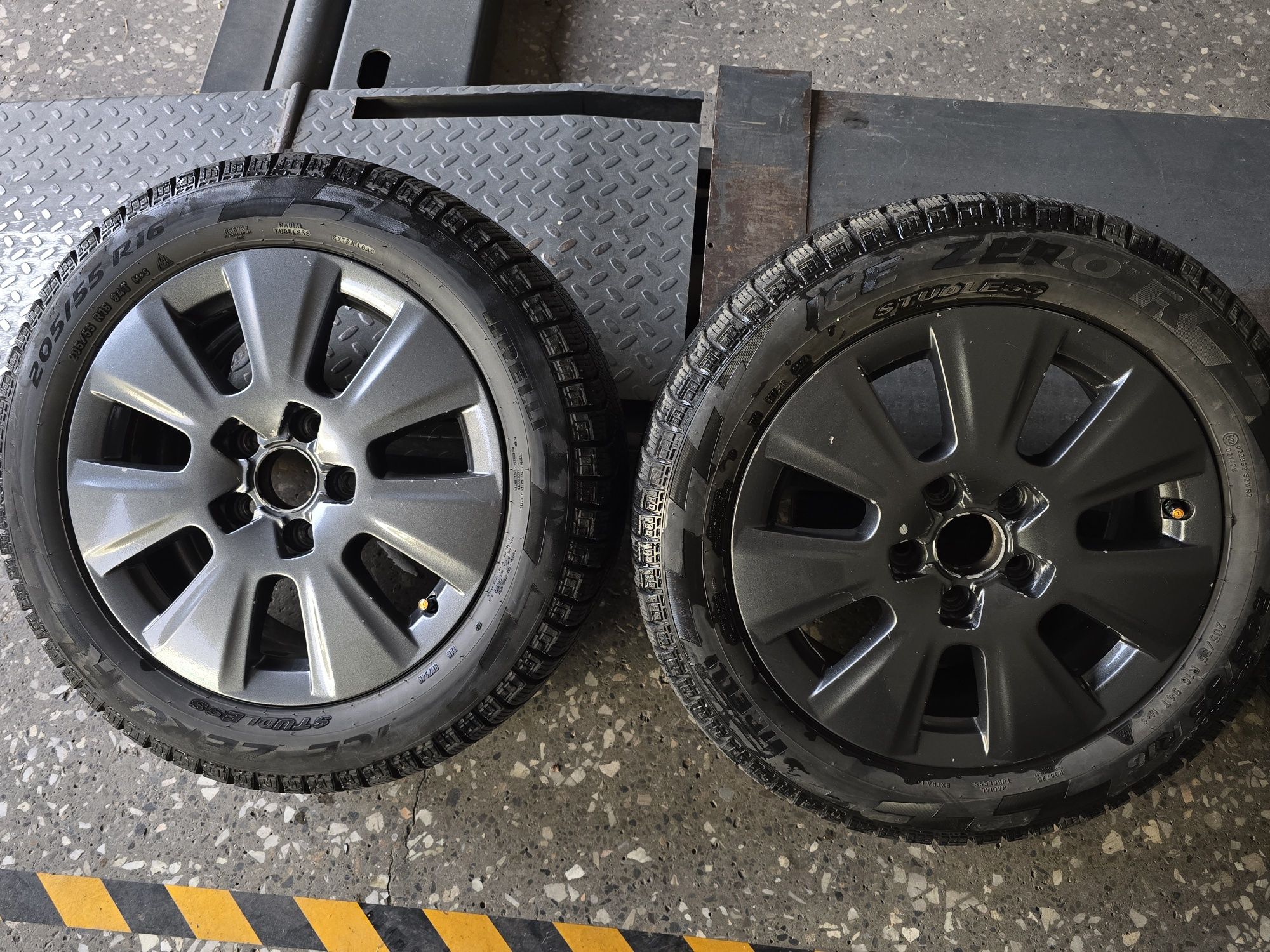 Диски R16 БЕЗ ШИН AUDI (Vag)