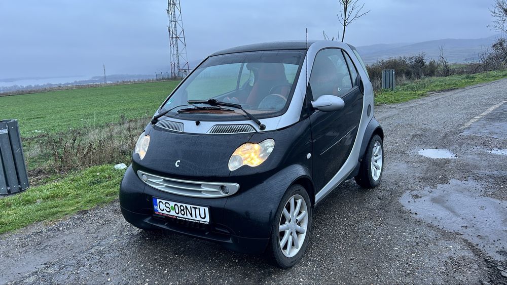 Smart ForTwo Coupe 0.7 benzină, întreținută