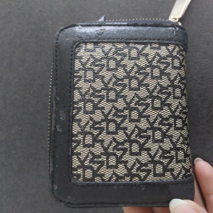 Оригинално портмоне DKNY