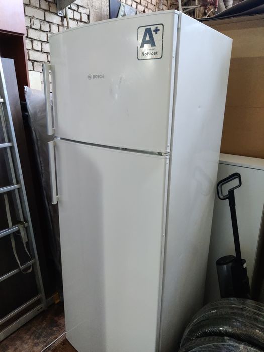 Frigider model Bosch no Frost