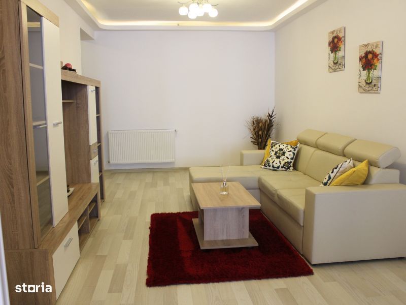 Apartament 3 camere – Tractorul, lângă Coresi Mall, 83 m², loc parcare