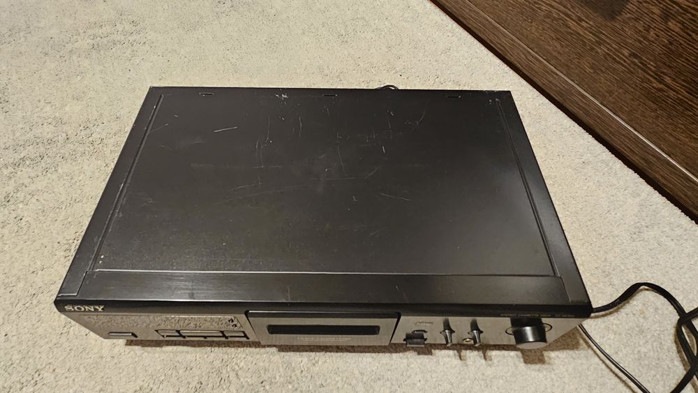 Casetofon / deck Sony TC-KE300, doua capete.