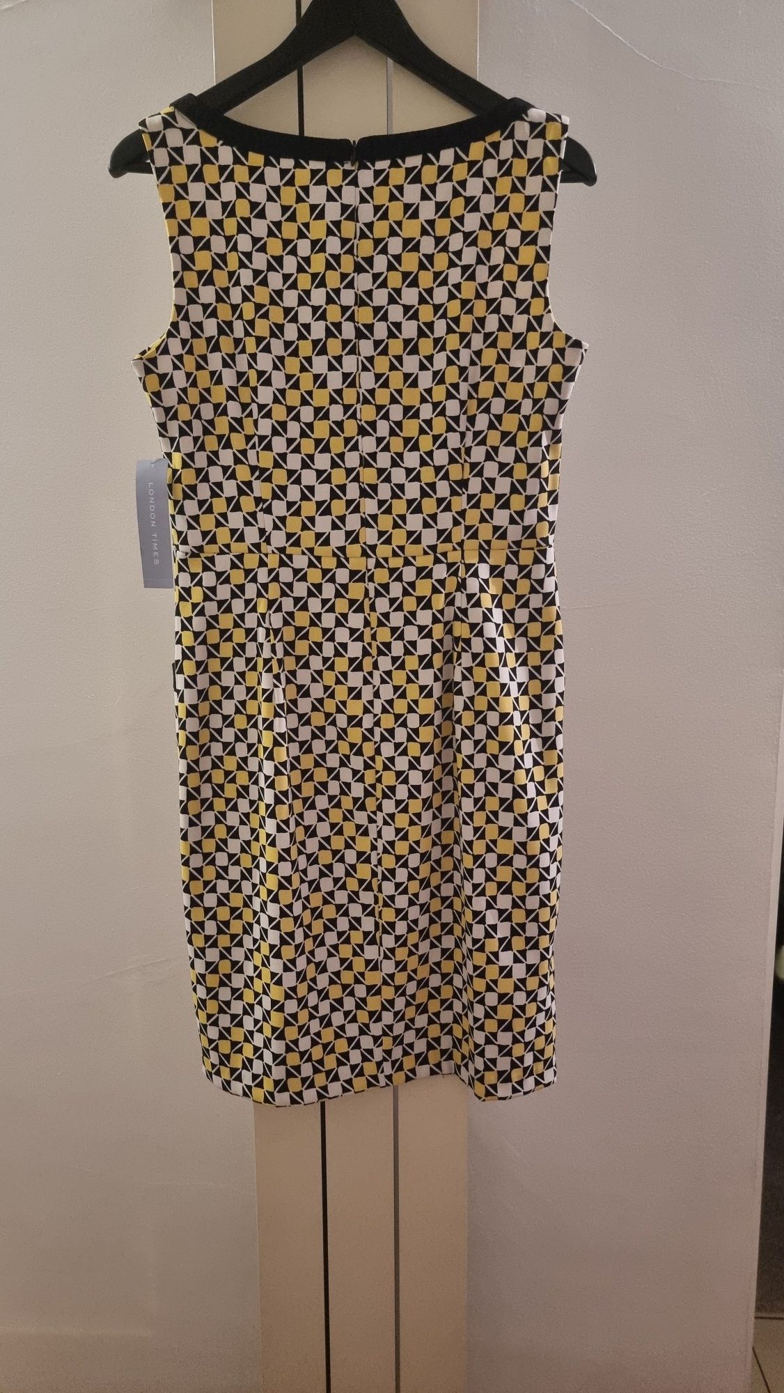 Rochie London Times M