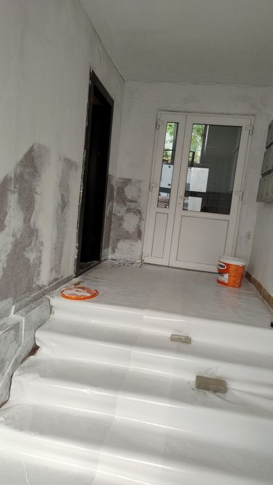 Zugrav case, apartamente, scări de bloc