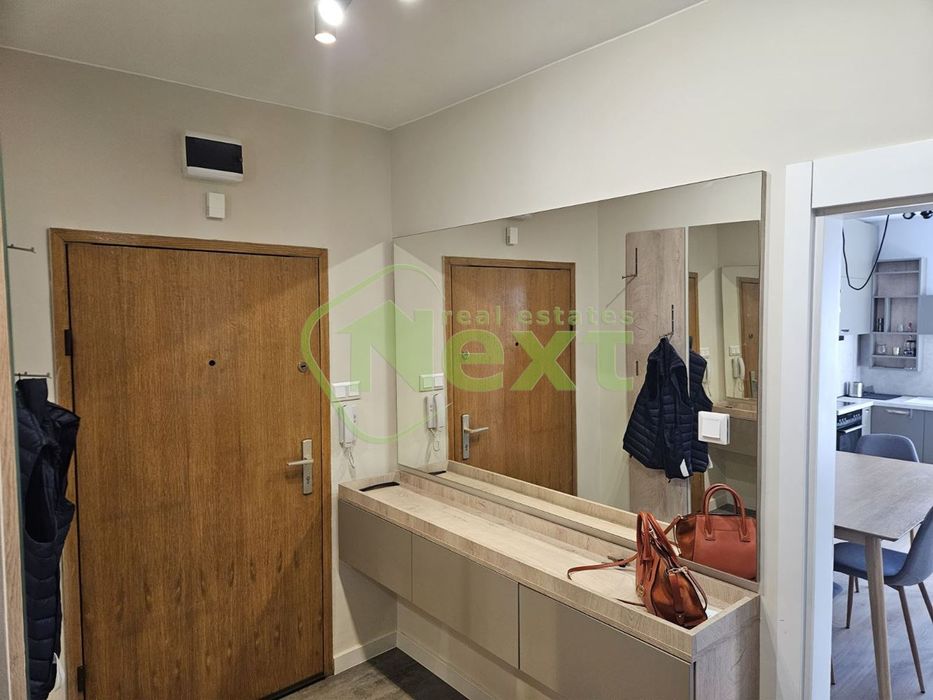 4-стаен в София-Младост 3 площ 124 цена 1300